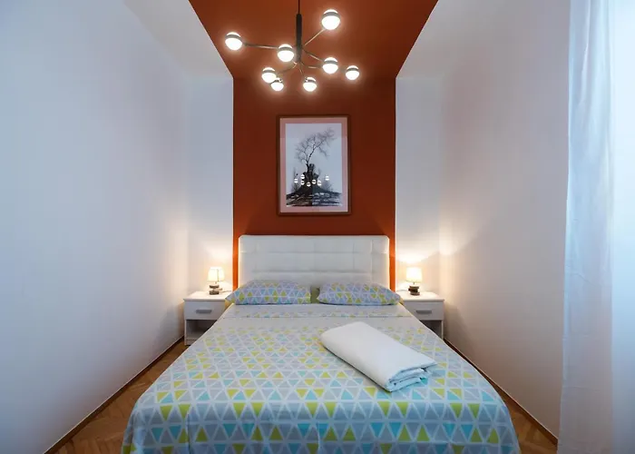 Clementa Apartment *